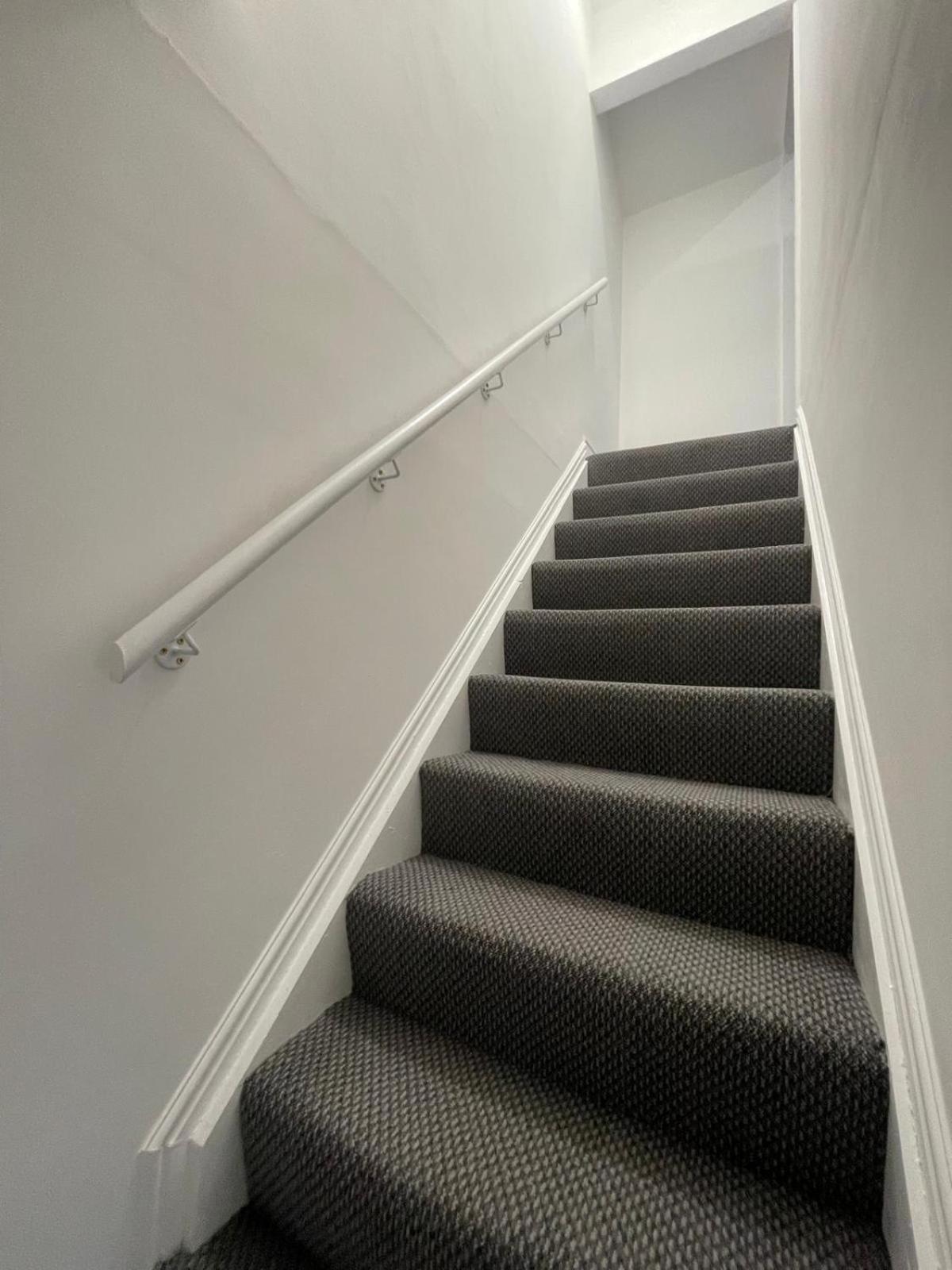 Spacious 2 Bedroom Apartment Liverpool Zewnętrze zdjęcie
